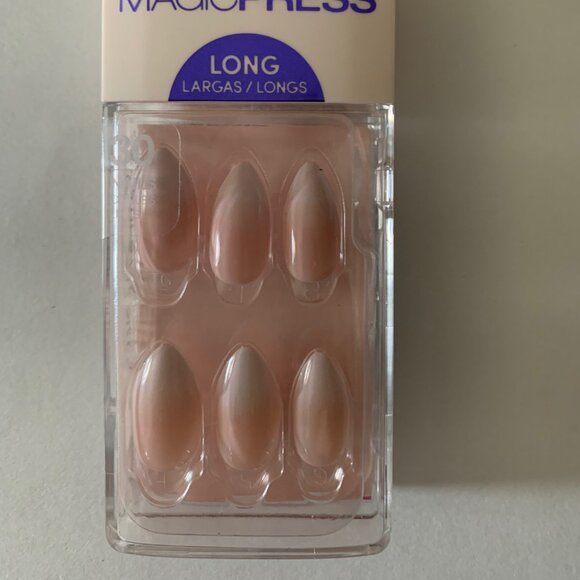 Dashing Diva Nails in Long Size Barely Bougie - Picture 2 of 3